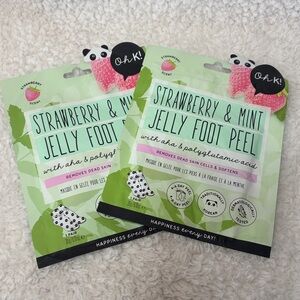5 for $25 Oh K! Strawberry & Mint Jelly Foot Peel Duo